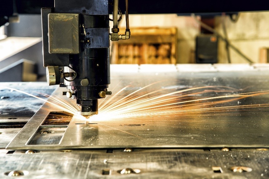 Máy cắt laser có những ứng dụng gì trong đời sống hiện nay?